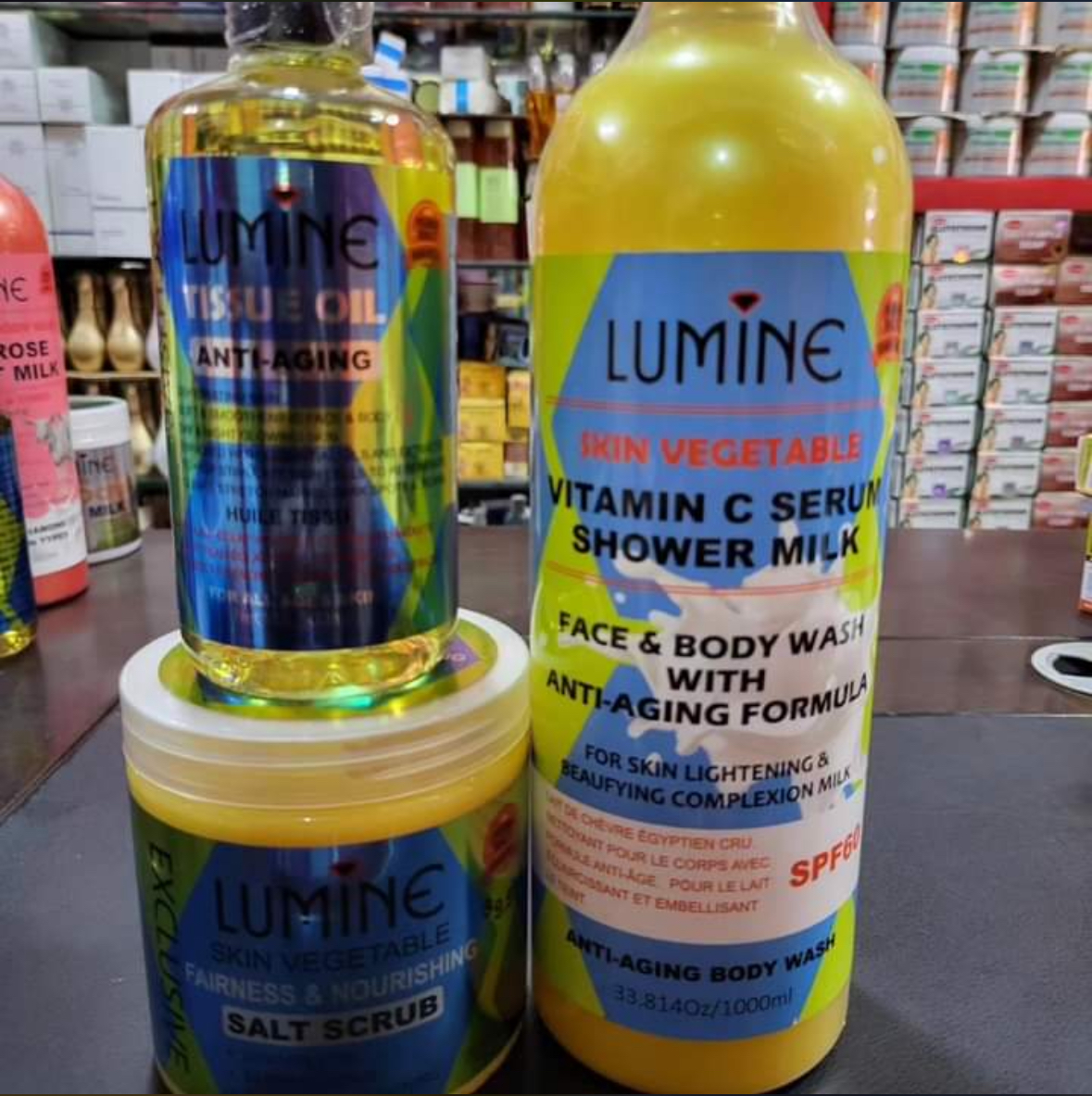 Lumine Vit C Super Lightening , Glow & Toning Set oil + Scrub + Body Wash